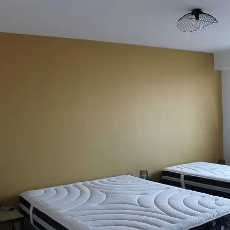 T2 A Berck-sur-mer Avec Balcon Face A La - Fr-1-674-18 * Berck